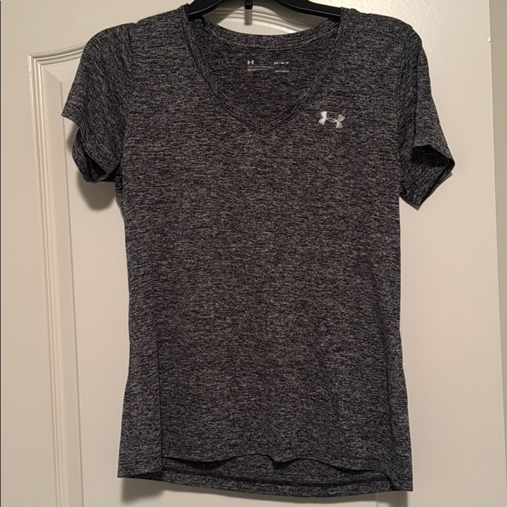 Women’s under armour T-shirt